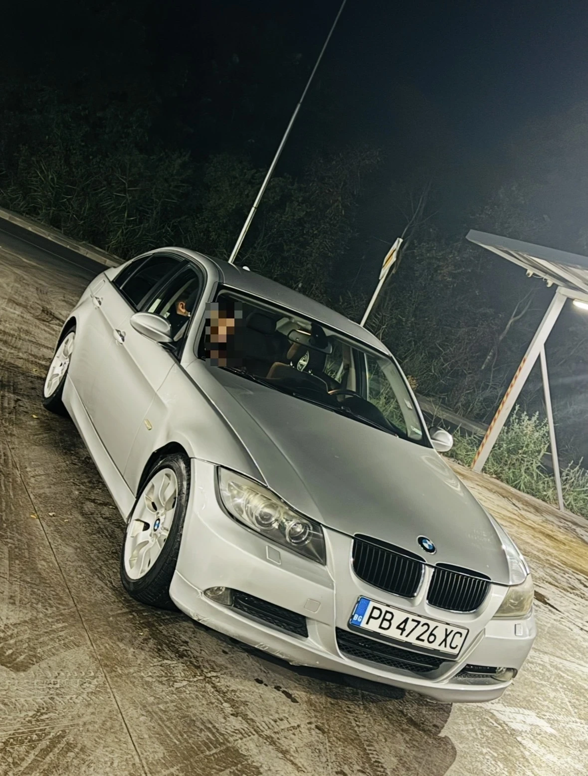 BMW 320