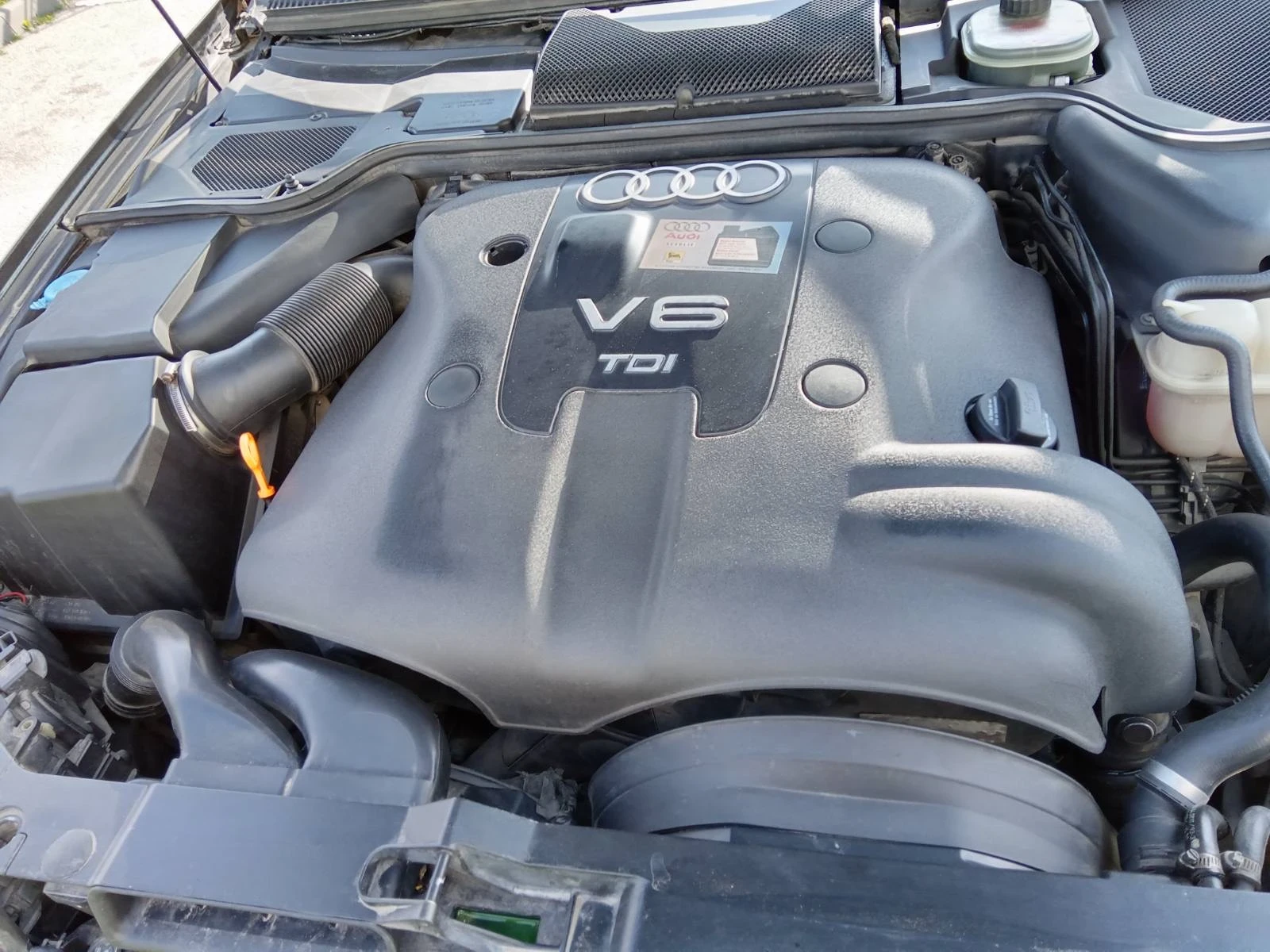 Audi A8 2.5 TDI, снимка 5 - Автомобили и джипове - 55772744
