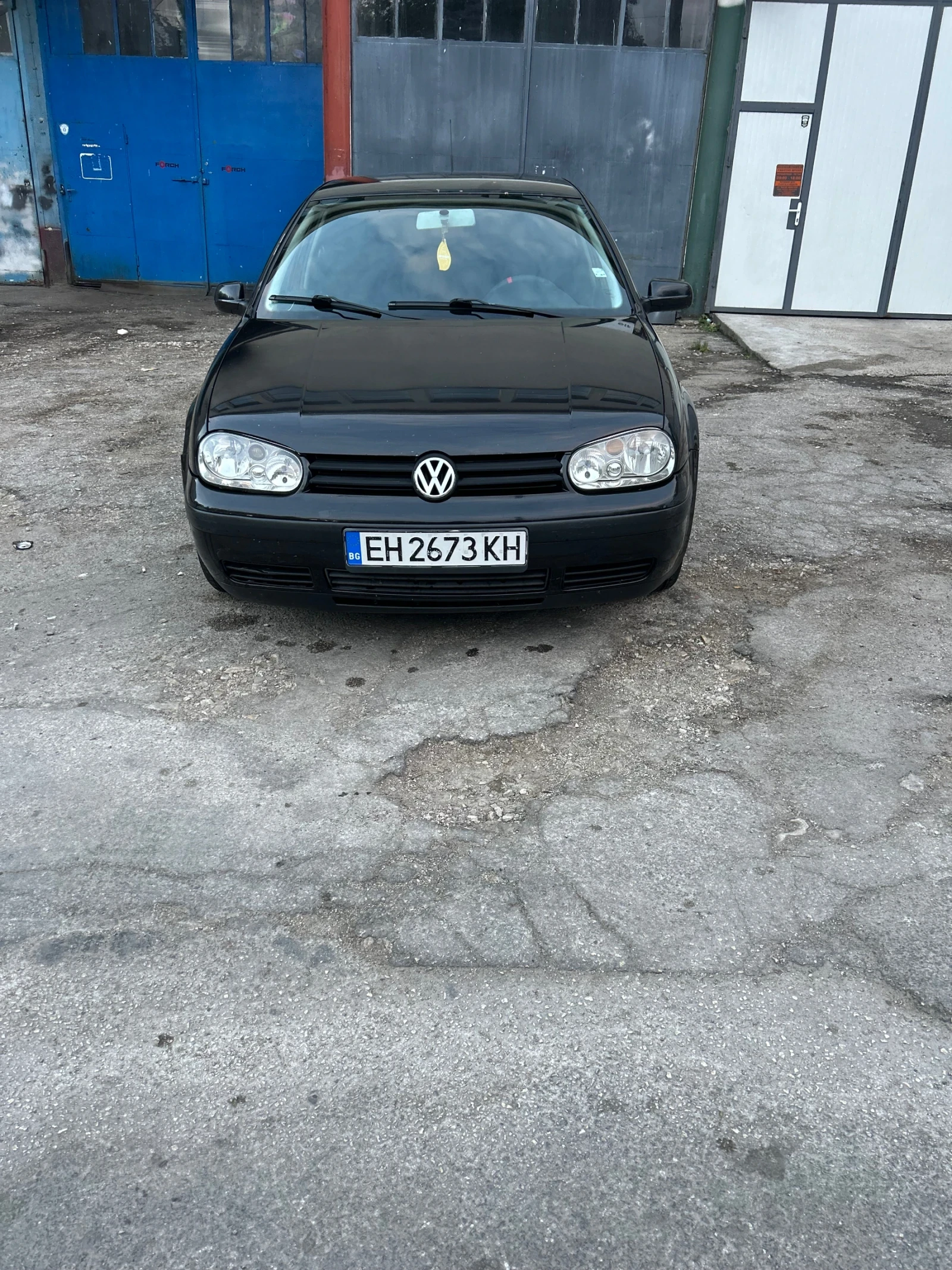 VW Golf Golf 4 1.4 75k LPG, снимка 2 - Автомобили и джипове - 56087123