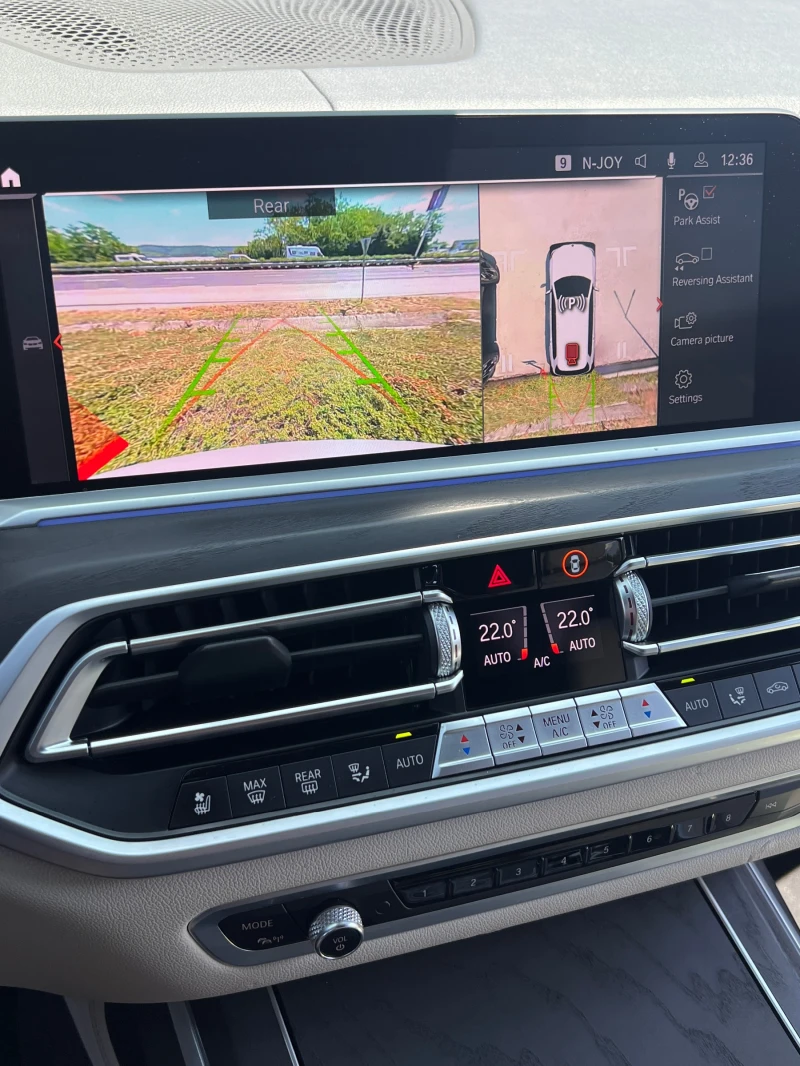 BMW X7 xDrive 40d M Sport Pro, снимка 15 - Автомобили и джипове - 52603951