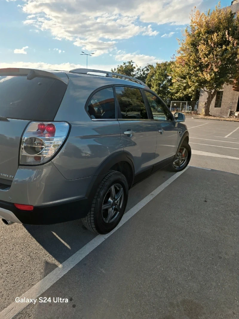 Chevrolet Captiva 2.2 дизел, снимка 4 - Автомобили и джипове - 52586988