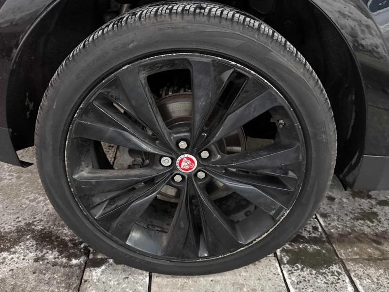 Jaguar F-PACE * AWD 4dr 20d Prestige * CARFAX * ЦЕНА ДО БГ, снимка 15 - Автомобили и джипове - 52968130