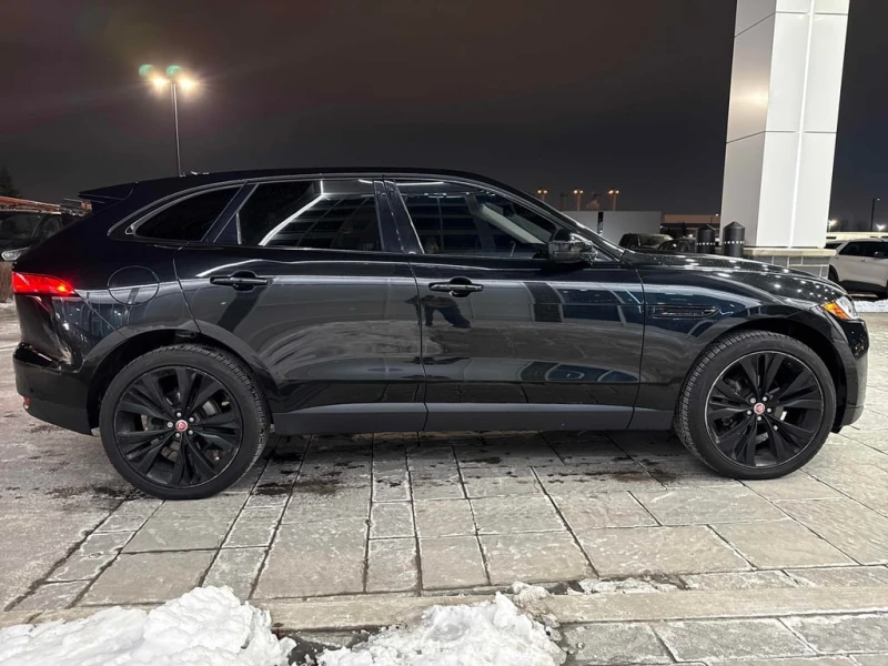 Jaguar F-PACE * AWD 4dr 20d Prestige * CARFAX * ЦЕНА ДО БГ, снимка 3 - Автомобили и джипове - 52968130
