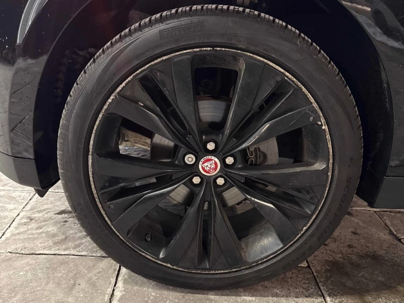 Jaguar F-PACE * AWD 4dr 20d Prestige * CARFAX * ЦЕНА ДО БГ, снимка 17 - Автомобили и джипове - 52968130