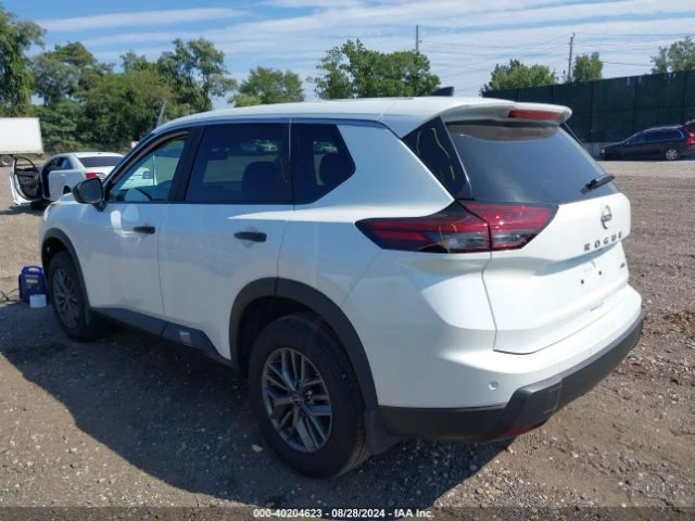 Nissan Rogue S INTELLIGENT AWD, снимка 3 - Автомобили и джипове - 47633587