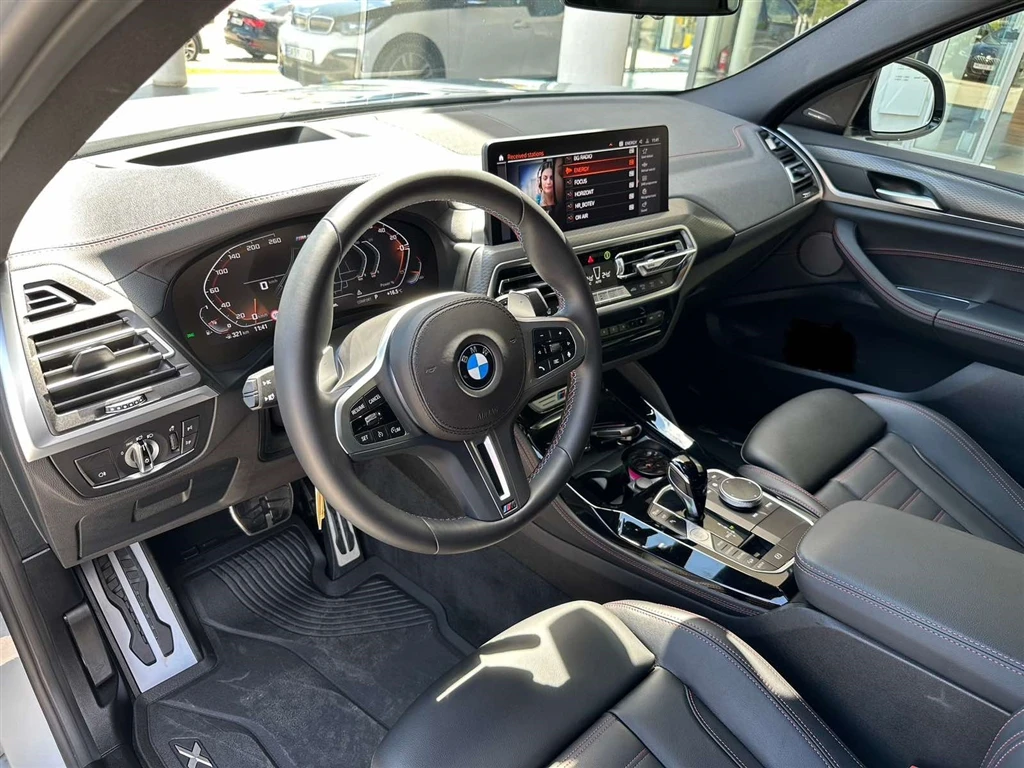BMW X4 M40i - изображение 6
