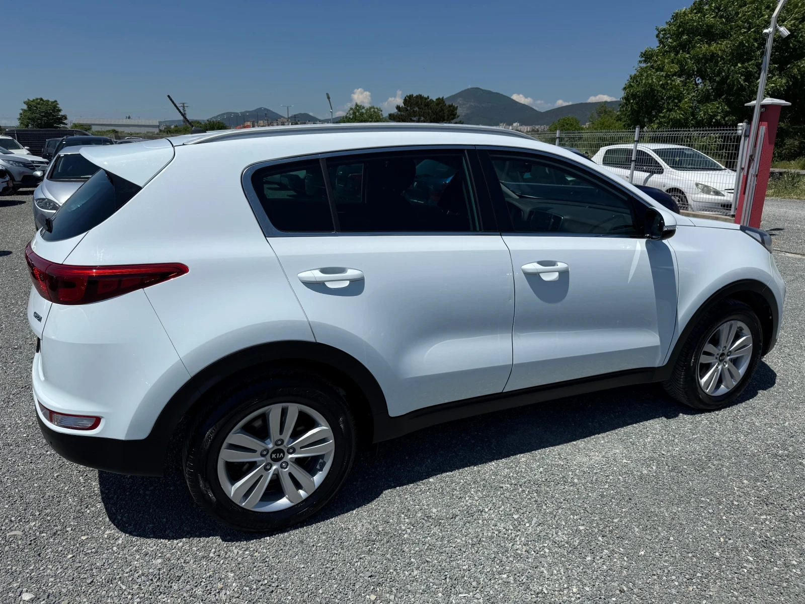 Kia Sportage (KATO НОВА) - изображение 5