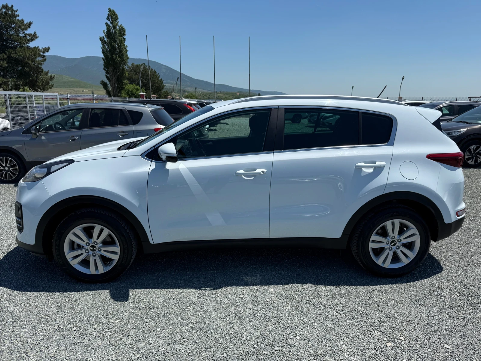 Kia Sportage (KATO НОВА) - изображение 10