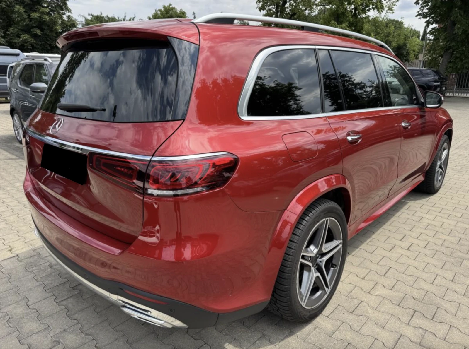 Mercedes-Benz GLS 400 d 4Matic AMG Line/Burmester/Pano/360/Въздушно - изображение 2
