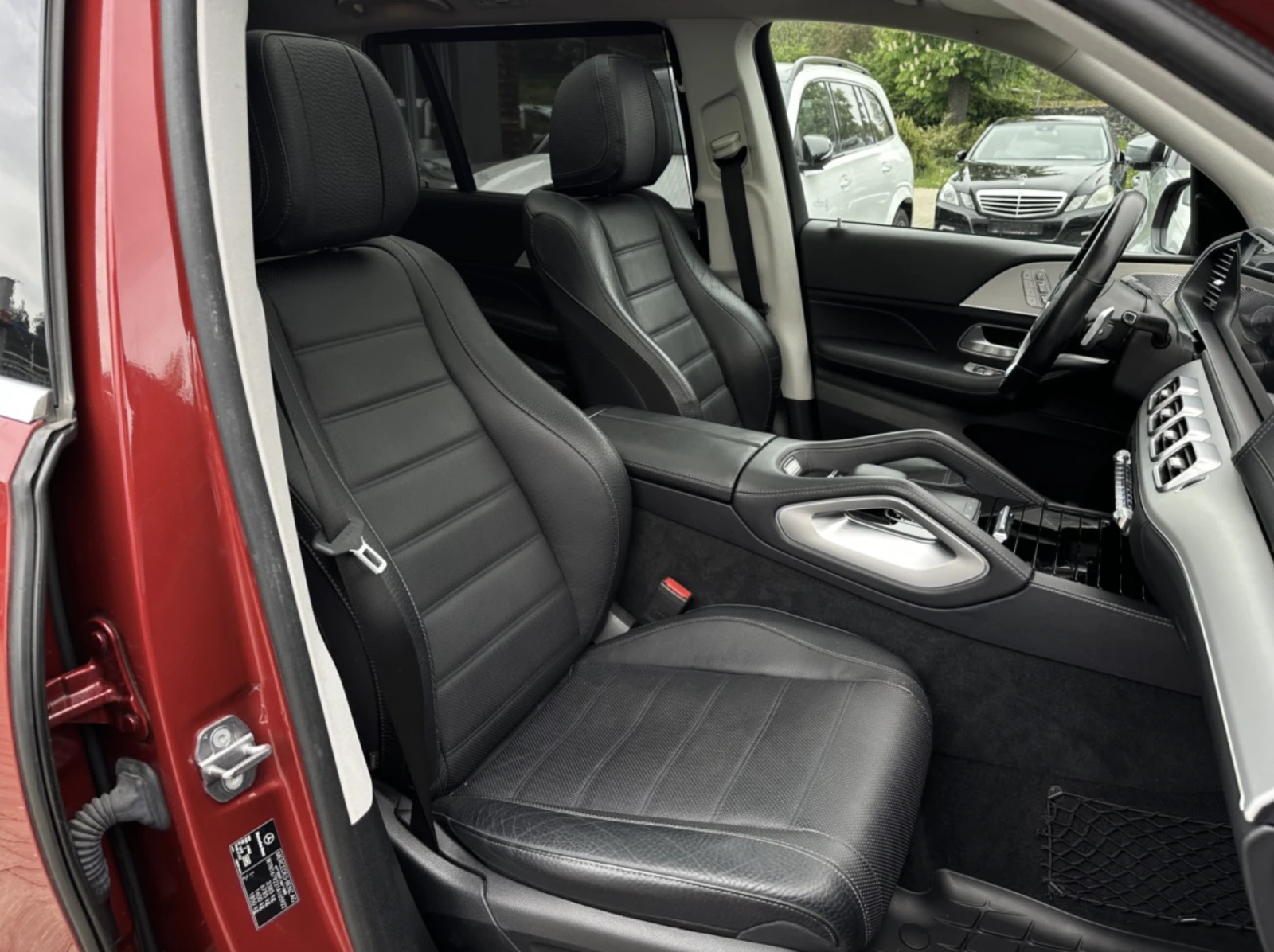 Mercedes-Benz GLS 400 d 4Matic AMG Line/Burmester/Pano/360/Въздушно - изображение 5