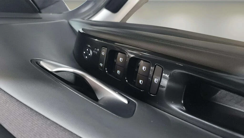 Hyundai Tucson *  *    *   *  | Mobile.bg   16