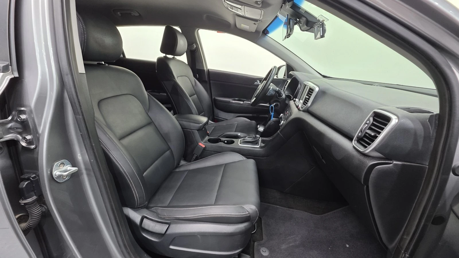 Kia Sportage 1.6* ������ ���� | Mobile.bg � ����������� 10