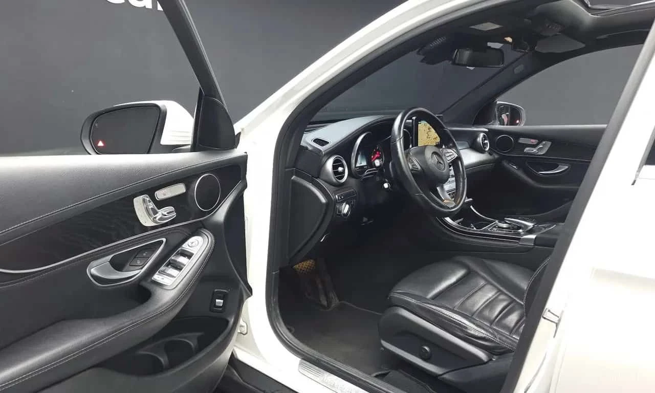 Mercedes-Benz GLC 4MATIC Premium | АВТОФИНАНСИРАНЕ, снимка 10 - Автомобили и джипове - 55694760