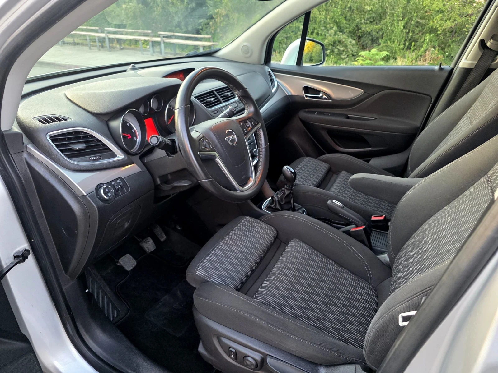 Opel Mokka 90000km!4x4, Сервизна история , снимка 11 - Автомобили и джипове - 55695663
