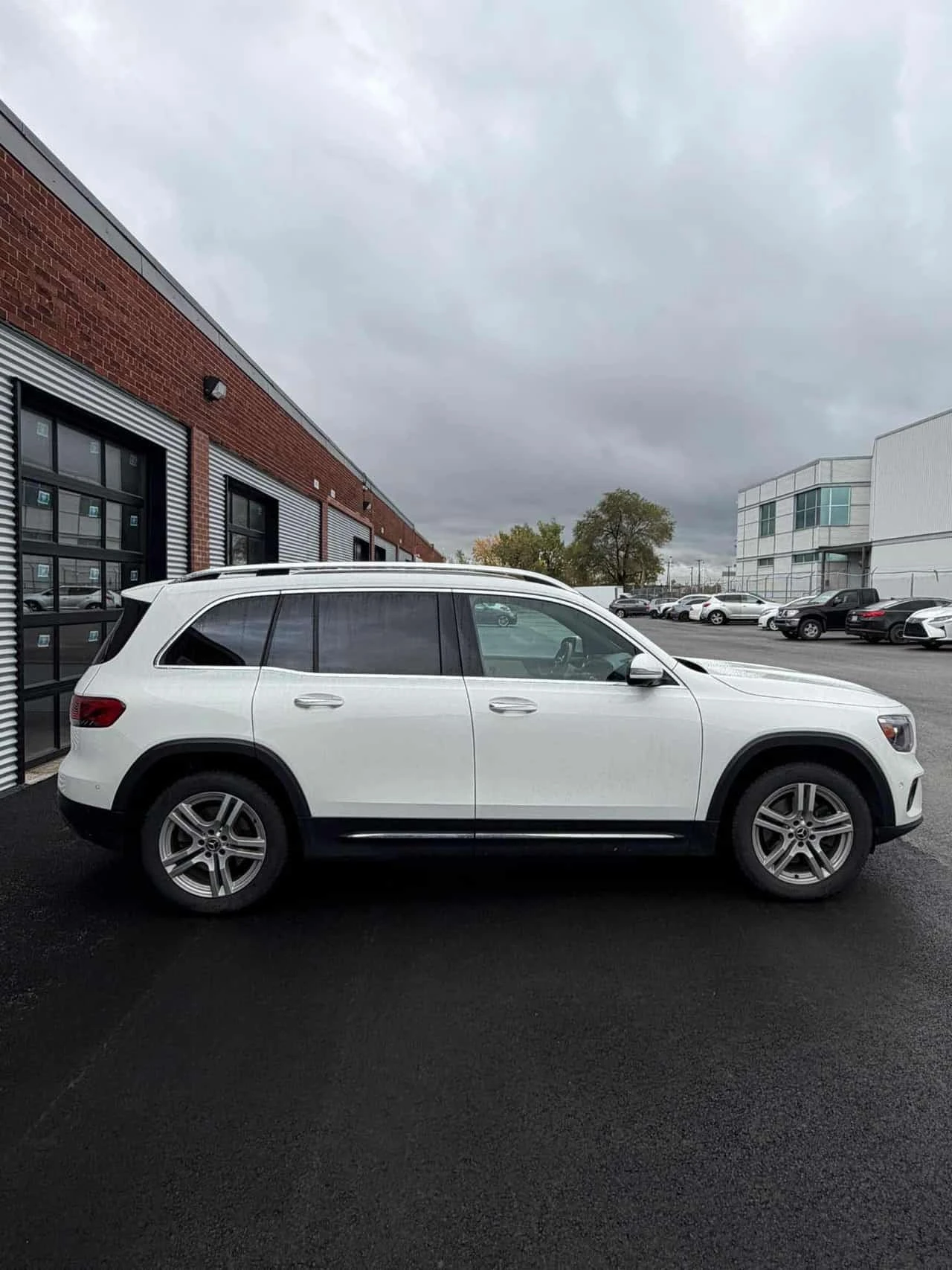 Mercedes-Benz GLB 250  CARFAX | 360 KAM | ����������  | Mobile.bg � ����������� 4