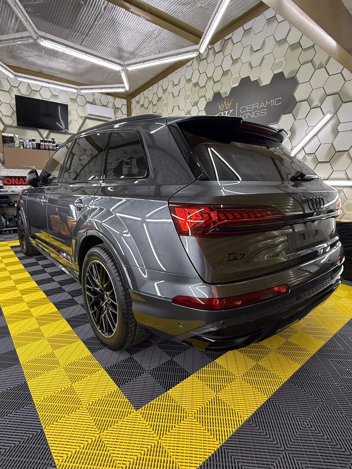 Audi Q7 S Competition PLUS, снимка 6 - Автомобили и джипове - 56620438