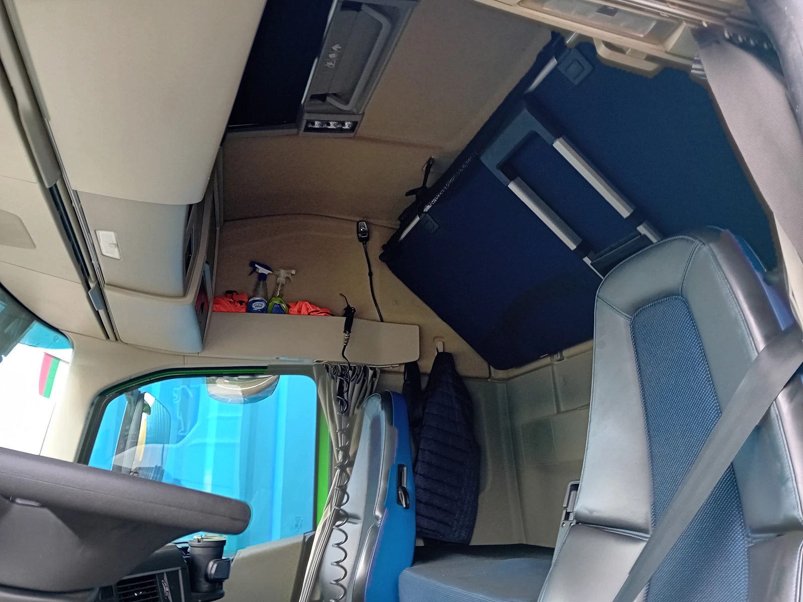 Volvo Fh 4Х2 - изображение 8