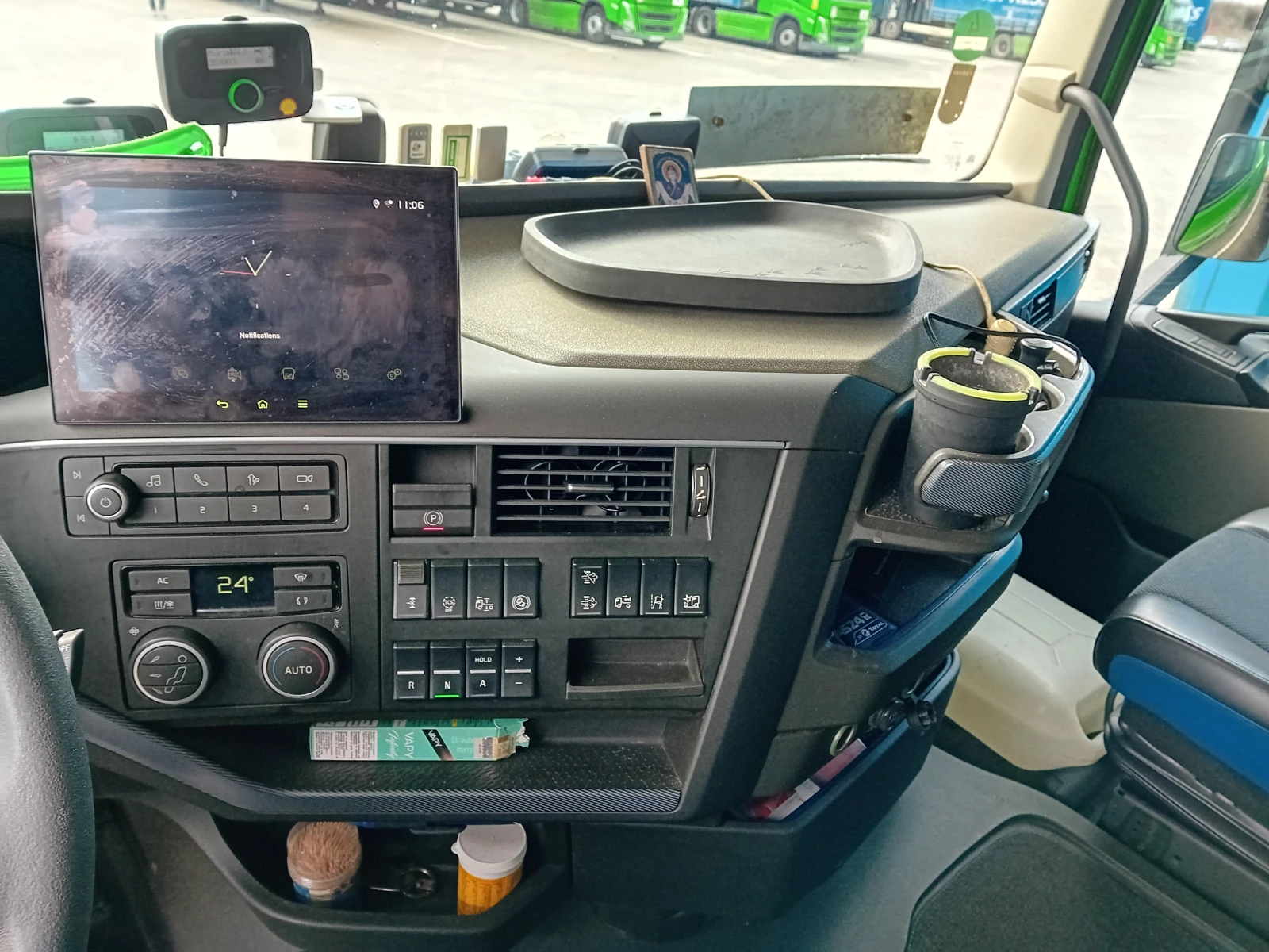 Volvo Fh 4Х2 - изображение 6