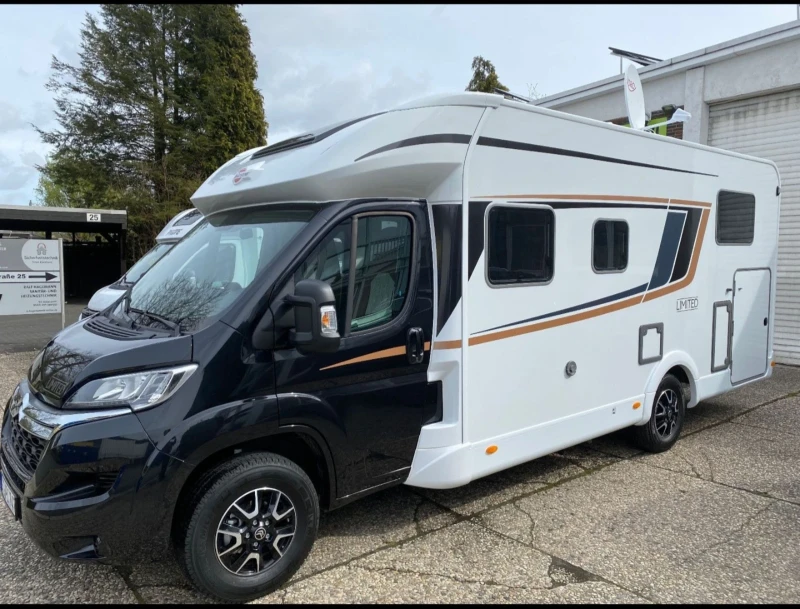 Кемпер Burstner Т729G