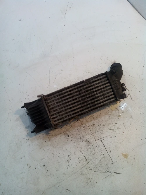 Интеркулер за Пежо 407 2.0HDI