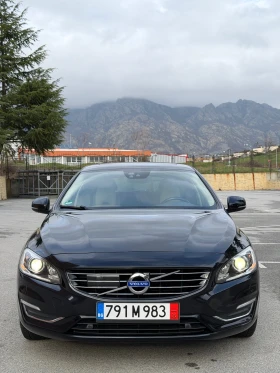 Volvo V60 2.4D6 Plug-In/Дистроник/Line assist/4x4, снимка 2