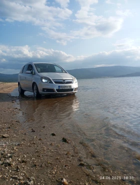 Opel Zafira, снимка 2