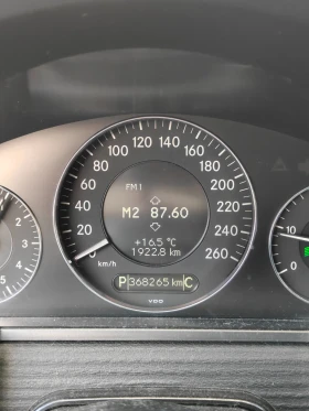 Mercedes-Benz E 200, снимка 13