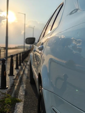 Mercedes-Benz E 200, снимка 9