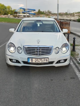 Mercedes-Benz E 200, снимка 10