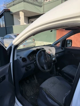 VW Caddy 1.6 lpg, снимка 16 - Автомобили и джипове - 53137728
