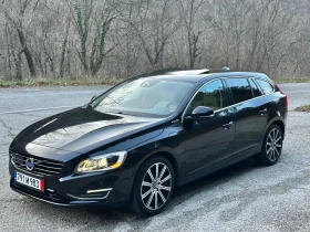 Volvo V60 2.4D6 Plug-In/Дистроник/Line assist/4x4, снимка 3