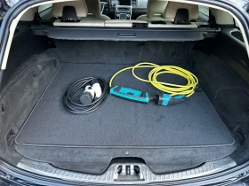 Volvo V60 2.4D6 Plug-In/Дистроник/Line assist/4x4, снимка 16