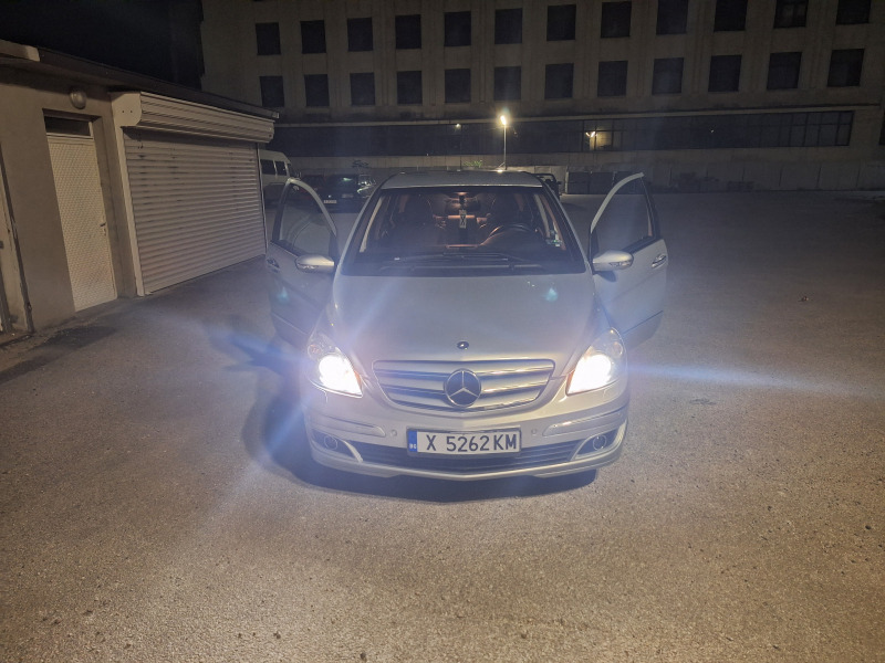 Mercedes-Benz B 200, снимка 1 - Автомобили и джипове - 46175808