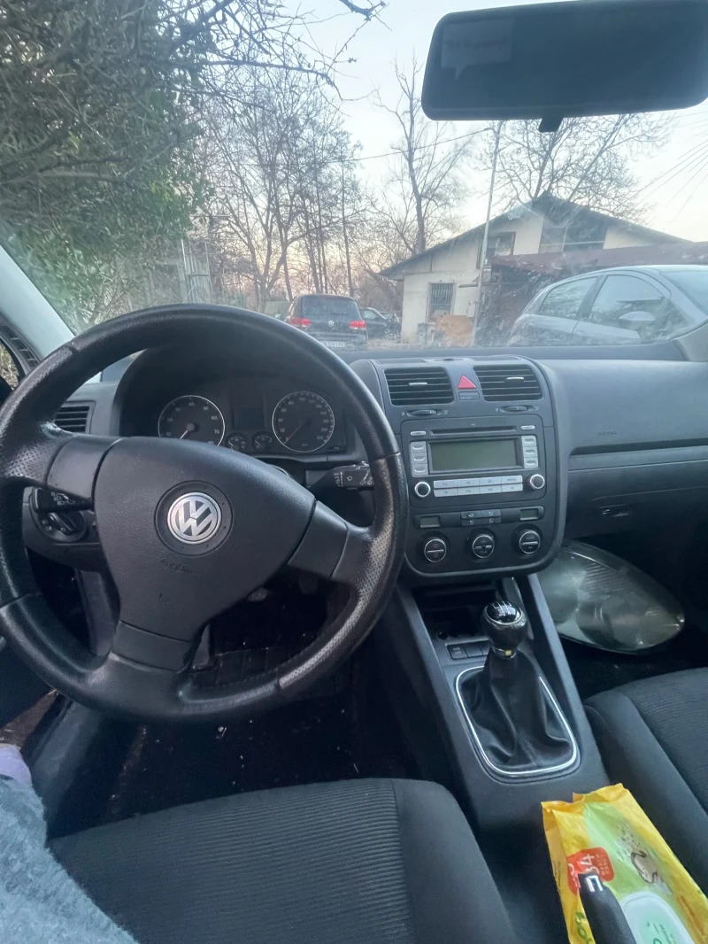 VW Golf, снимка 7 - Автомобили и джипове - 48145141