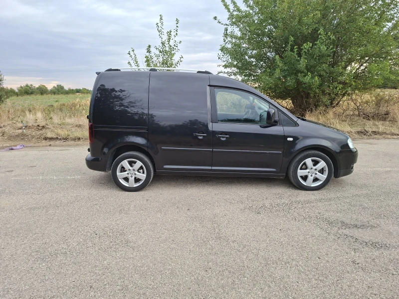 VW Caddy 2.0SDI КЛИМАТИК, снимка 5 - Автомобили и джипове - 52187168