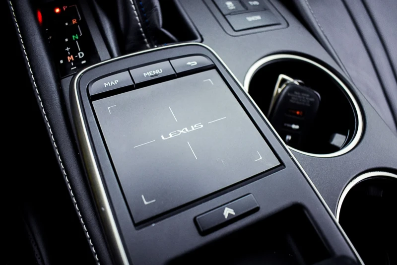 Lexus RC F, снимка 16 - Автомобили и джипове - 52527075