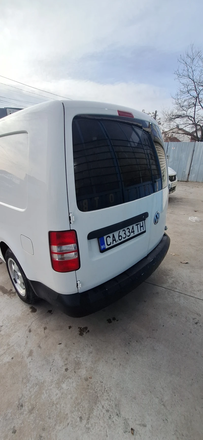VW Caddy 1.6 lpg, снимка 2 - Автомобили и джипове - 52777011