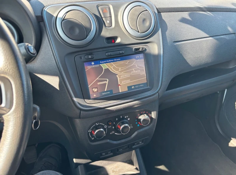 Dacia Dokker Stepway NAVI 2016, снимка 7 - Автомобили и джипове - 53137097