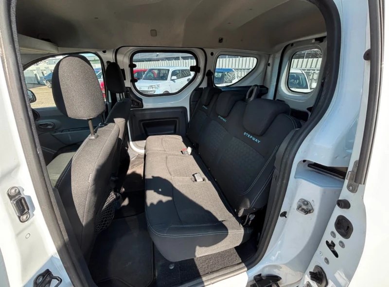 Dacia Dokker Stepway NAVI 2016, снимка 11 - Автомобили и джипове - 53137097