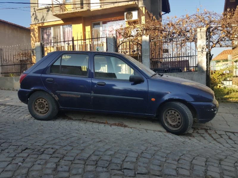 Ford Fiesta 1.5i на части, снимка 1 - Автомобили и джипове - 46693080