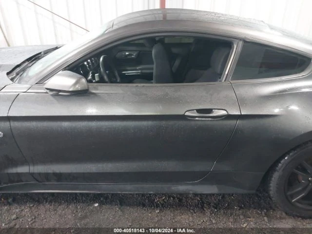 Ford Mustang GT* Подгрев* Keyless* Мулти-волан* , снимка 2 - Автомобили и джипове - 48107455