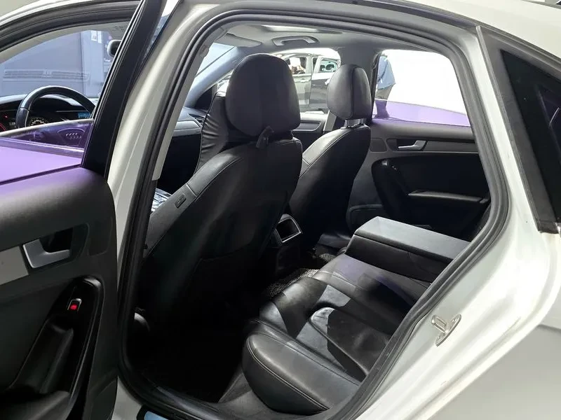 Audi A4 2.0 TDI - САМО 30% АВАНС, снимка 11 - Автомобили и джипове - 55461696
