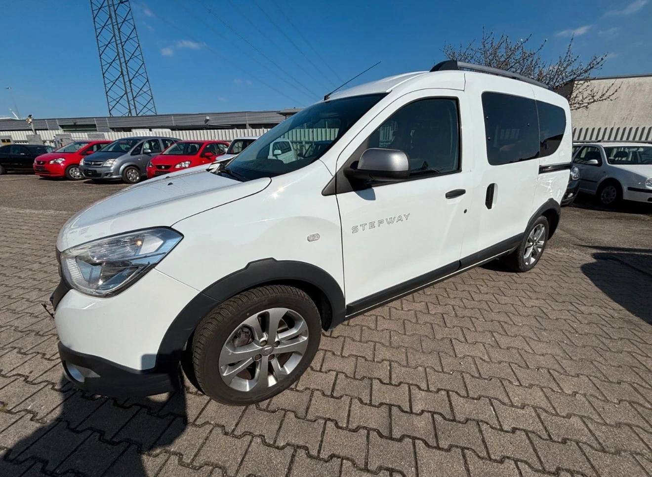 Dacia Dokker Stepway NAVI 2016, снимка 1