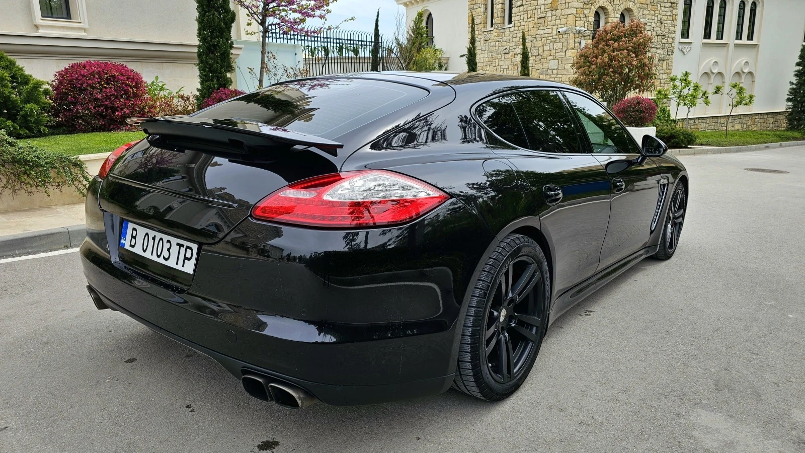 Porsche Panamera Turbo - изображение 4