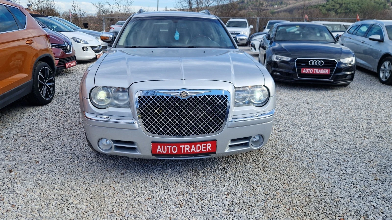 Chrysler 300c 5.7-360кс. 4Х4 - изображение 2