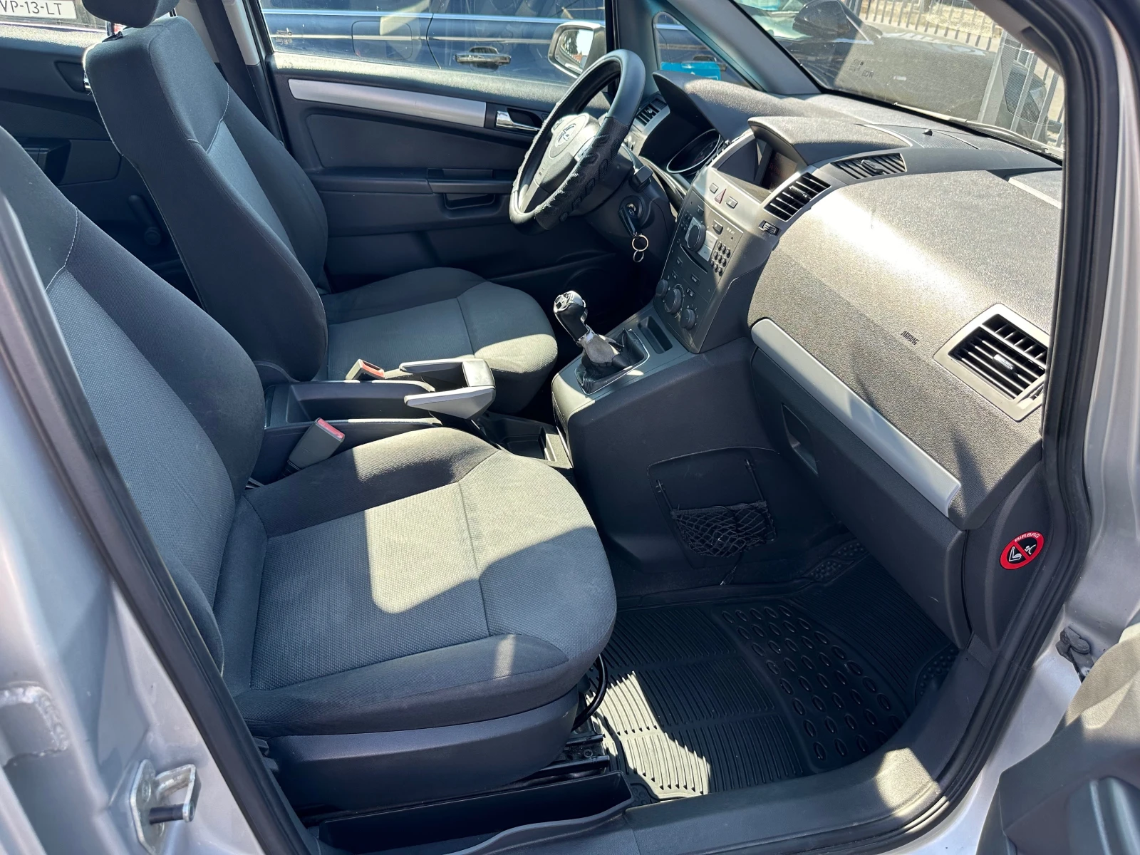 Opel Zafira 1.9cdti | Mobile.bg — изображение 11