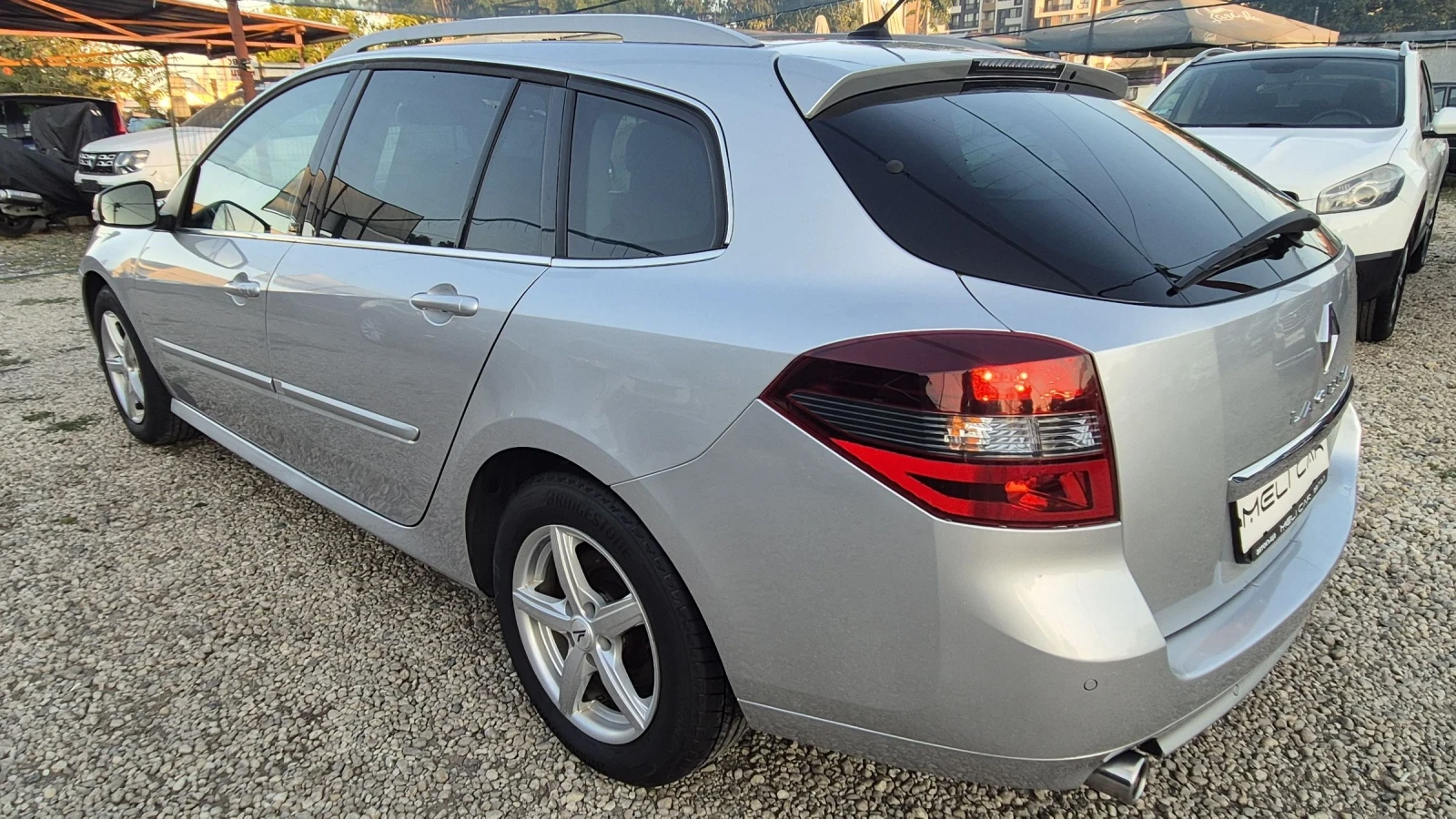 Renault Laguna 2.0DCI FULL НАВИ КОЖА BOSE ЛИЗИНГ ВИДЕО  - изображение 4