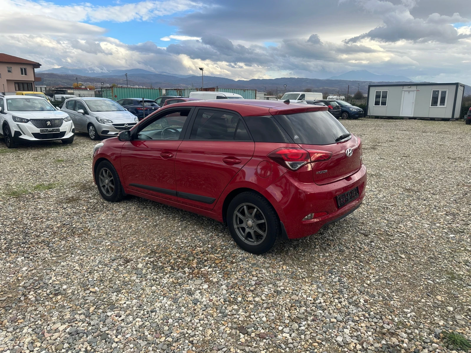 Hyundai I20  - изображение 5