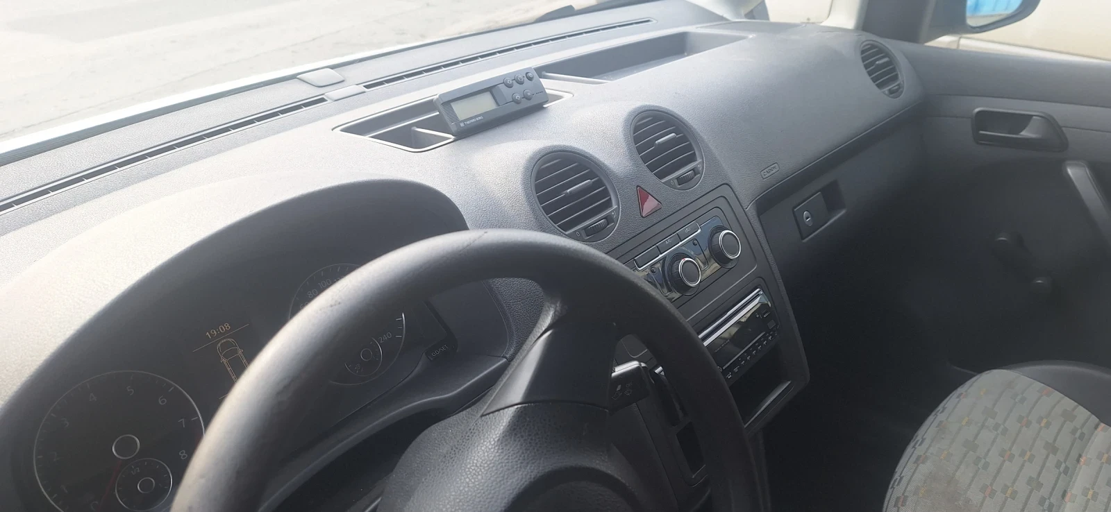 VW Caddy 1.6 lpg | Mobile.bg � ����������� 11