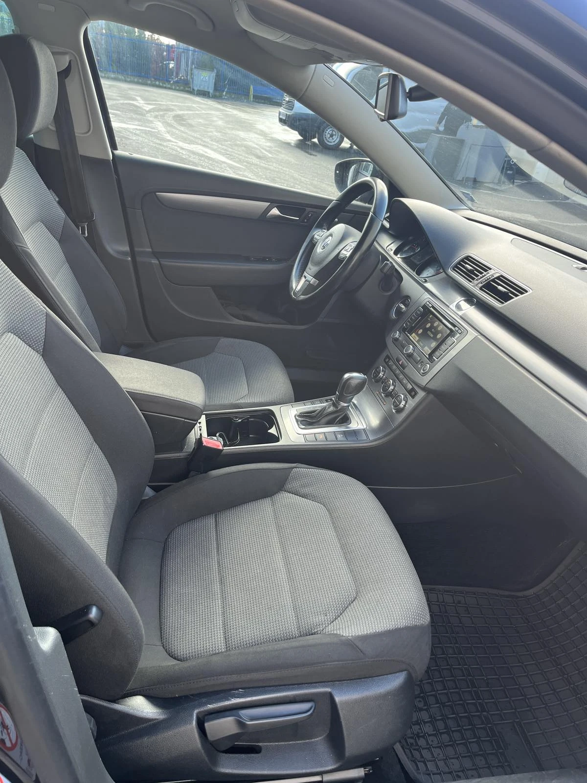 VW Passat 2.0 TDI - изображение 9